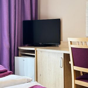 Pokój typu standard z dwoma pojedynczymi łóżkami